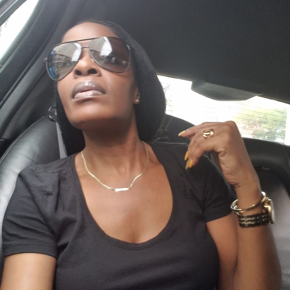 Meet your Posher, Olabimi